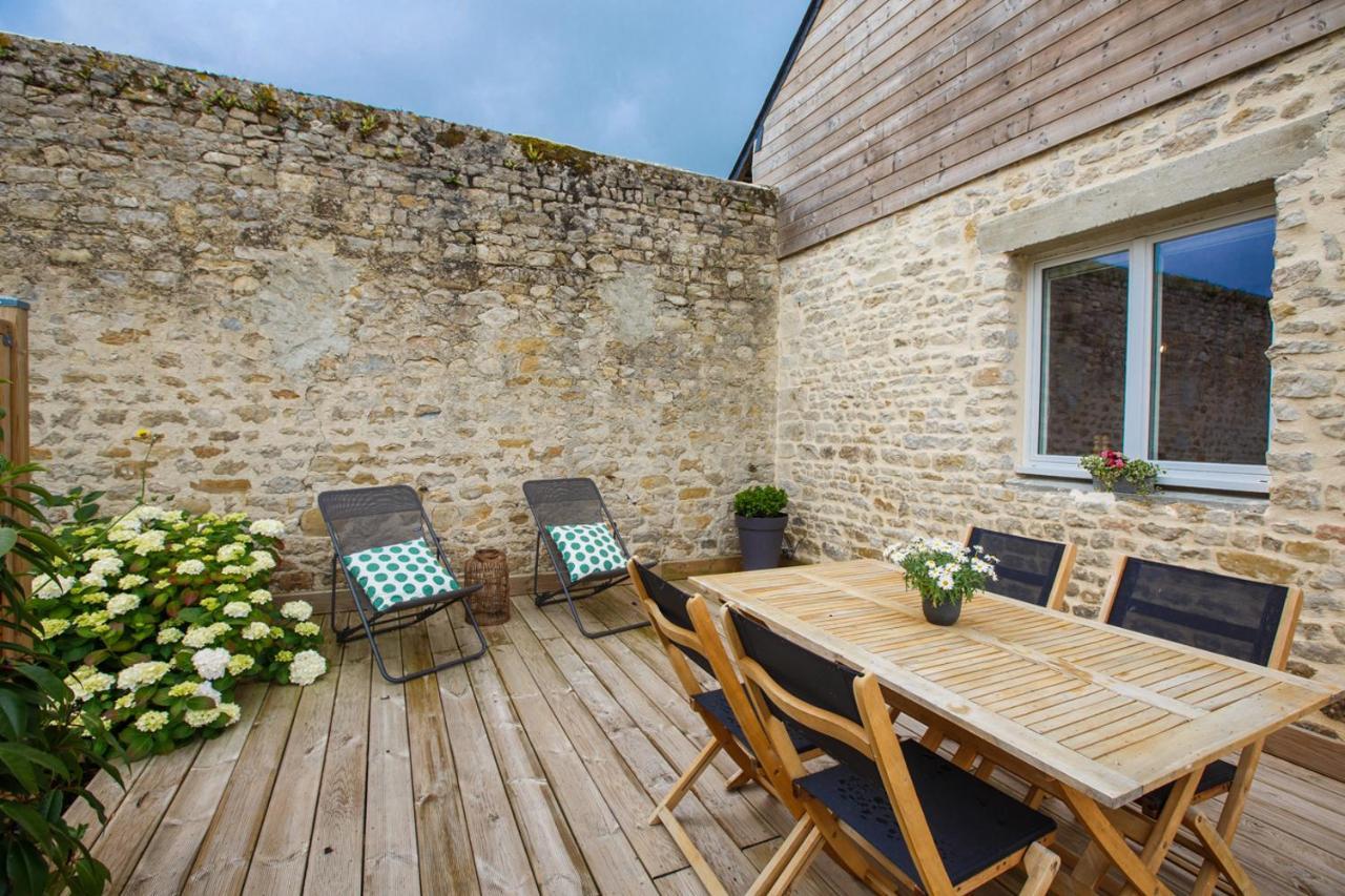 Gites De Charme Pour 2 Au Calme Aux Portes De Bayeux By Le Clos Poulain Nonant Exterior photo