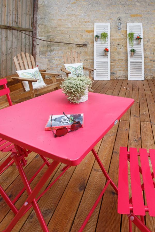 Gites De Charme Pour 2 Au Calme Aux Portes De Bayeux By Le Clos Poulain Nonant Exterior photo