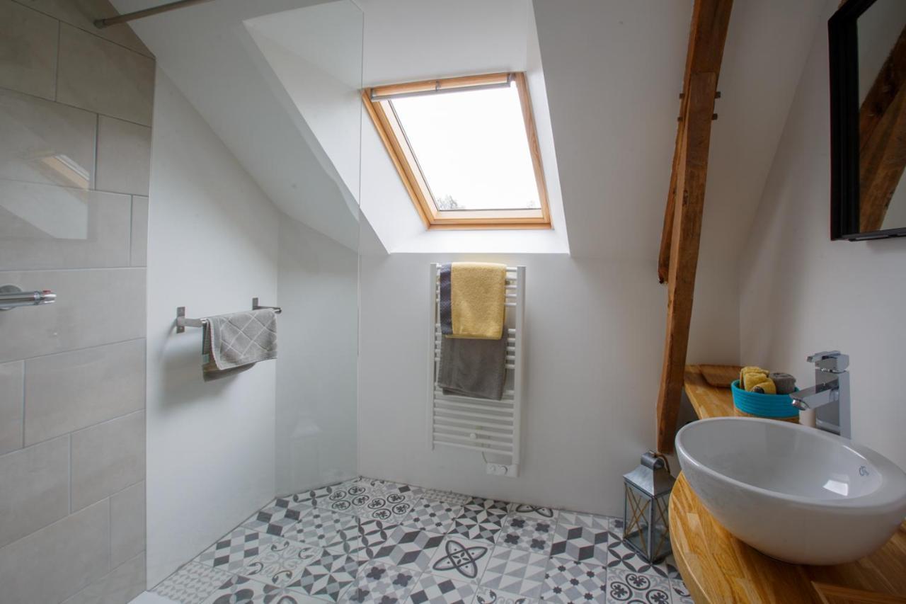 Gites De Charme Pour 2 Au Calme Aux Portes De Bayeux By Le Clos Poulain Nonant Exterior photo