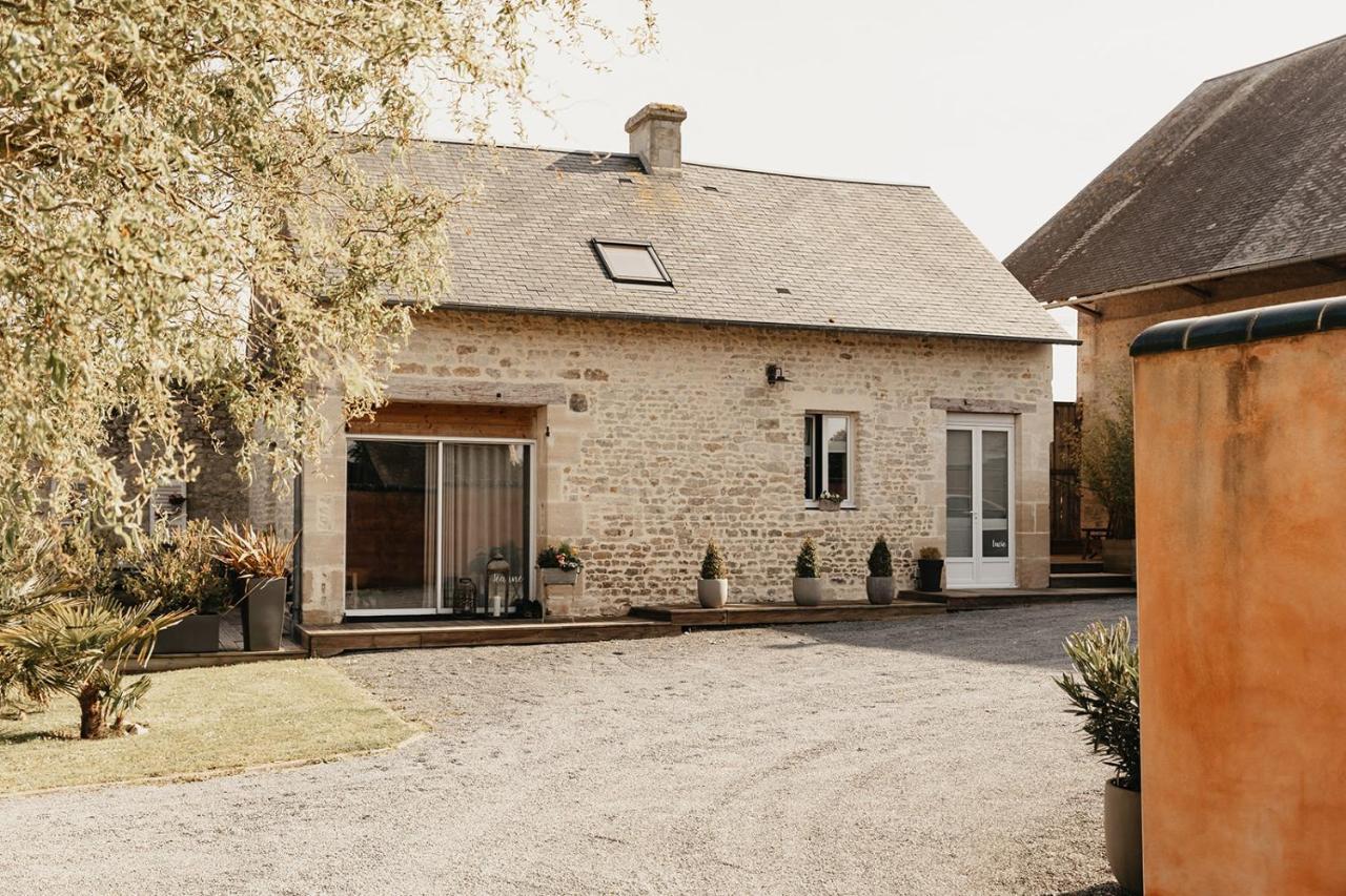 Gites De Charme Pour 2 Au Calme Aux Portes De Bayeux By Le Clos Poulain Nonant Exterior photo